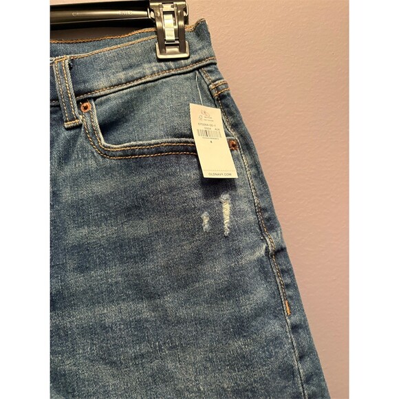 Old Navy Womens Extra High-Rise Sky Hi Straight Bermuda Shorts 7" Size 4 - Picture 3 of 8